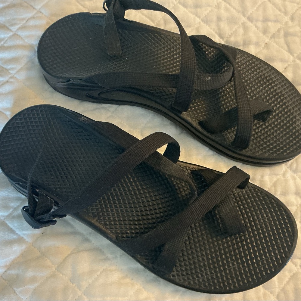 Chaco Black Strappy Sandals size 9